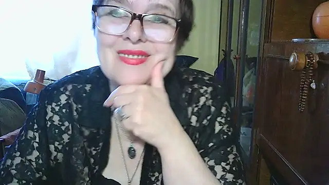 Snapshot of VeronicaGold511 chatting on March 23, 2026, 7:45 am VeronicaGold511 online show from March 23, 2026, 7:45 am