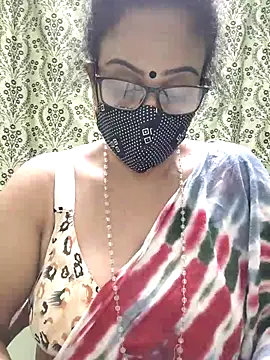 sweet-lotus online show from September 27, 2025, 6:13 pm