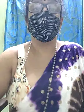 sweet-lotus online show from November 5, 2025, 5:24 pm