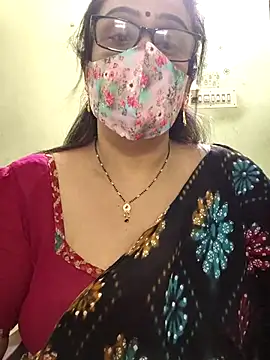 sweet-lotus online show from April 27, 2026, 5:27 am