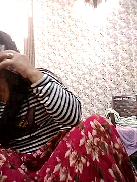 Cute-Janvi20 online show from December 14, 2025, 7:58 am