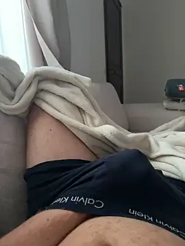HommeSecret- online show from September 19, 2025, 5:46 pm