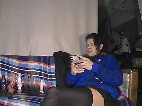 ShatziGBM online show from December 21, 2025, 9:27 am