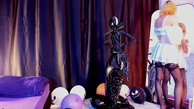 Snapshot of Anjela_Botton chatting on October 30, 2025, 7:25 pm Anjela Botton online show from October 30, 2025, 7:25 pm