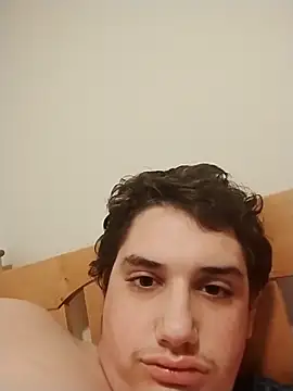 Snapshot of Breyyyyyyyy chatting on October 27, 2025, 4:05 am Breyyyyyyyy online show from October 27, 2025, 4:05 am