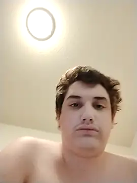 Snapshot of Breyyyyyyyy chatting on October 29, 2025, 7:04 pm Breyyyyyyyy online show from October 29, 2025, 7:04 pm