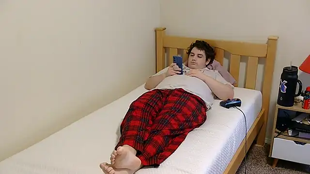 Snapshot of Breyyyyyyyy chatting on November 10, 2025, 7:57 pm Breyyyyyyyy online show from November 10, 2025, 7:57 pm