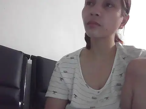 Snapshot of ivyloving4you chatting on October 15, 2025, 7:58 pm ivyloving4you online show from October 15, 2025, 7:58 pm