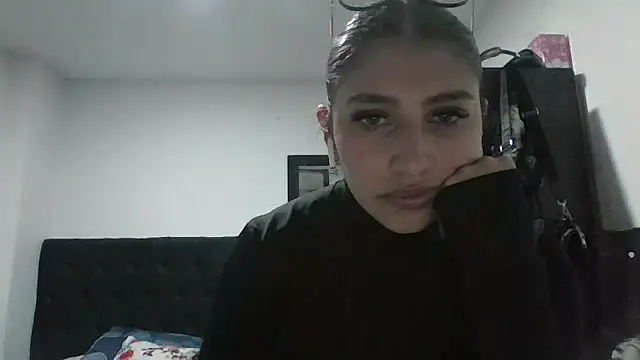 AriaBliss- online show from January 18, 2026, 9:40 pm