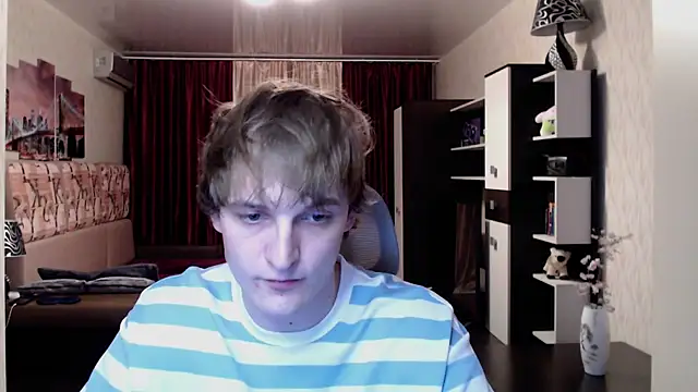 Playersuperstar online show from October 7, 2025, 7:11 pm