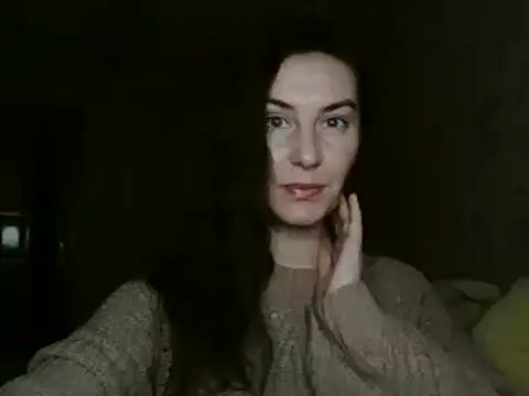 Snapshot of KatalinaQE chatting on October 1, 2025, 4:51 am KatalinaQE online show from October 1, 2025, 4:51 am