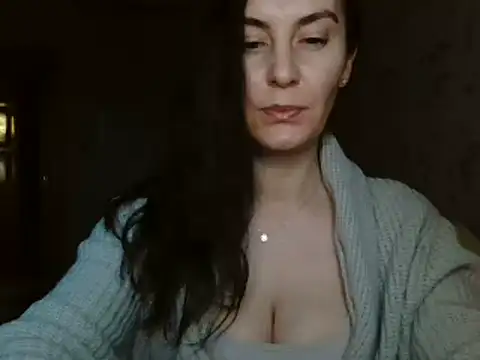 Snapshot of KatalinaQE chatting on October 22, 2025, 4:46 am KatalinaQE online show from October 22, 2025, 4:46 am