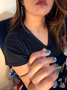 sexy-sukriti online show from December 2, 2025, 5:02 am