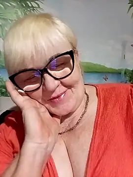 VioletSweet5566 online show from March 31, 2026, 6:41 pm