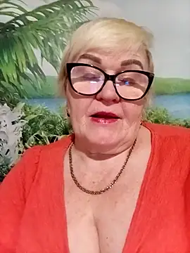 VioletSweet5566 online show from April 27, 2026, 4:27 pm