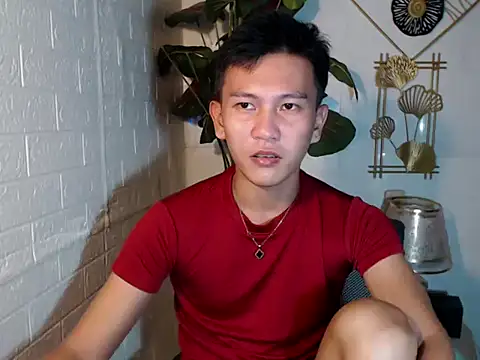 Snapshot of RalfAsian25 chatting on May 14, 2026, 3:41 pm RalfAsian25 online show from May 14, 2026, 3:41 pm