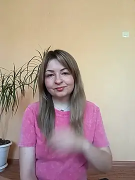 Kate2891 online show from May 12, 2026, 5:04 am