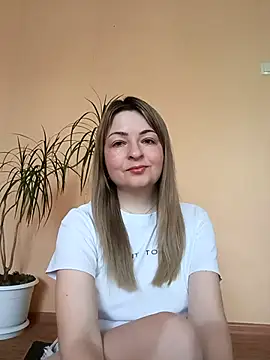 Kate2891 online show from May 15, 2026, 5:03 am