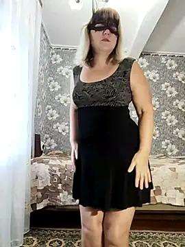 Snapshot of AliceGold5231 chatting on September 18, 2025, 5:31 am AliceGold5231 online show from September 18, 2025, 5:31 am