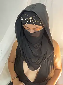 Snapshot of Amyraa_ chatting on September 24, 2025, 11:57 am Amyraa  online show from September 24, 2025, 11:57 am