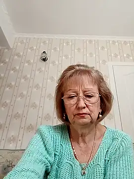 Snapshot of AlikaSwan5821 chatting on October 21, 2025, 12:28 pm AlikaSwan5821 online show from October 21, 2025, 12:28 pm