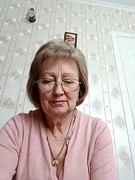 AlikaSwan5821 online show from March 1, 2026, 11:45 am