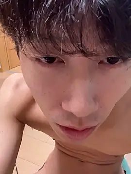 juri20cm online show from October 14, 2025, 5:47 pm