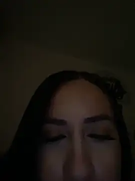 linaaranaee online show from May 15, 2026, 5:25 am