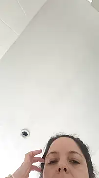 Snapshot of bibi_perigoBr chatting on October 26, 2025, 8:42 am bibi perigoBr online show from October 26, 2025, 8:42 am