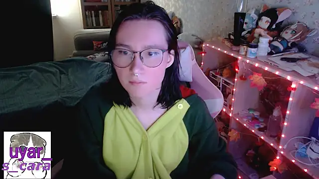 Snapshot of s_cara chatting on October 11, 2025, 11:09 am s cara online show from October 11, 2025, 11:09 am