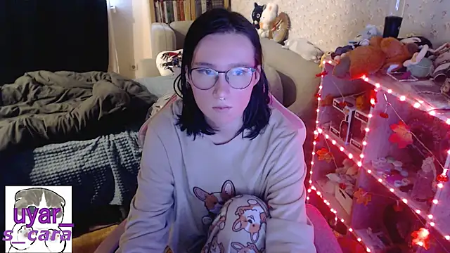 Snapshot of s_cara chatting on October 25, 2025, 11:29 am s cara online show from October 25, 2025, 11:29 am