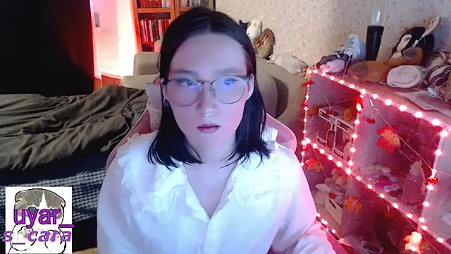 Snapshot of s_cara chatting on October 27, 2025, 1:15 pm s cara online show from October 27, 2025, 1:15 pm