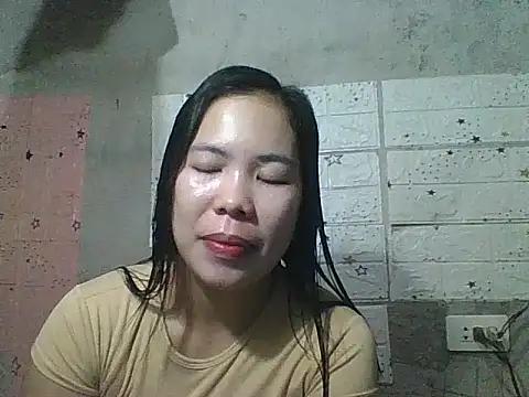pinaysinglemommm online show from October 1, 2025, 8:37 pm