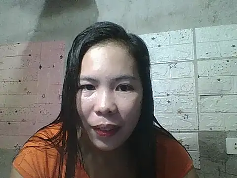 pinaysinglemommm online show from October 6, 2025, 9:34 pm