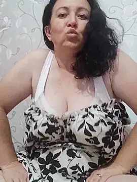 Snapshot of Velvet3451 chatting on September 17, 2025, 5:36 pm Velvet3451 online show from September 17, 2025, 5:36 pm