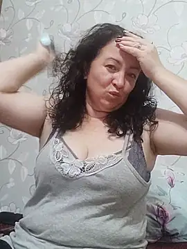 Snapshot of Velvet3451 chatting on October 5, 2025, 11:30 am Velvet3451 online show from October 5, 2025, 11:30 am