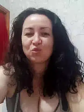 Snapshot of Velvet3451 chatting on October 25, 2025, 2:56 pm Velvet3451 online show from October 25, 2025, 2:56 pm