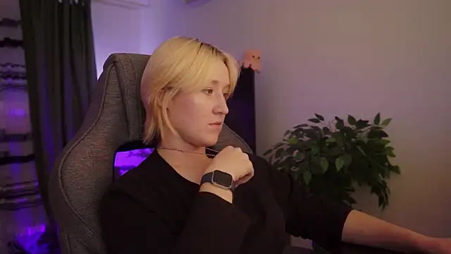 CinBellamy online show from November 6, 2025, 6:03 am