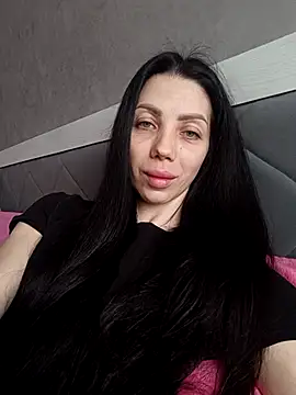 Snapshot of Princessa99885 chatting on March 27, 2026, 7:25 am Princessa99885 online show from March 27, 2026, 7:25 am