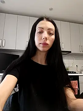 Snapshot of Princessa99885 chatting on April 1, 2026, 7:20 am Princessa99885 online show from April 1, 2026, 7:20 am