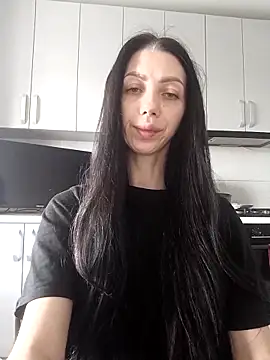 Snapshot of Princessa99885 chatting on April 9, 2026, 6:41 am Princessa99885 online show from April 9, 2026, 6:41 am