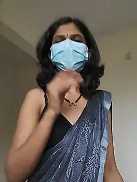 Shivani2002 online show from June 29, 2026, 10:15 am