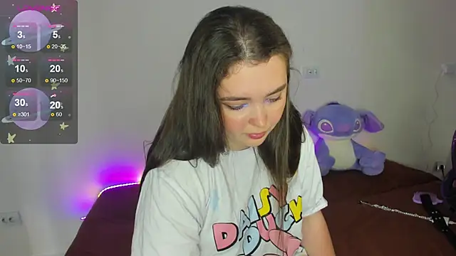 Alice next door online show from September 21, 2025, 10:28 am