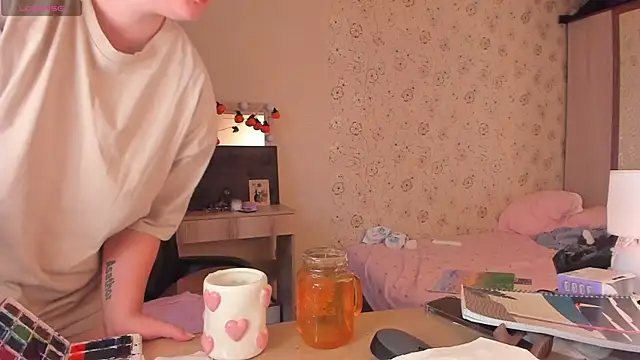 Alice next door online show from July 22, 2026, 4:21 pm