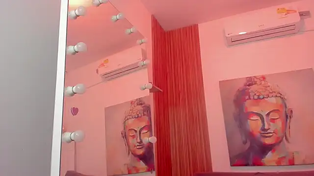 cinnia  online show from March 10, 2026, 11:04 am