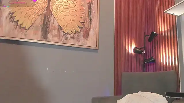 cinnia  online show from March 21, 2026, 11:37 am