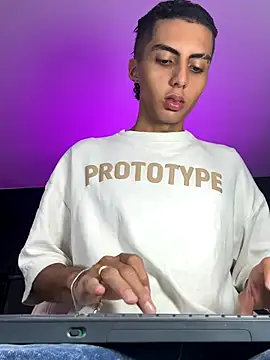 Snapshot of Mister_Obsession chatting on November 29, 2025, 7:06 pm Mister Obsession online show from November 29, 2025, 7:06 pm