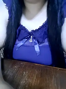 Snapshot of Madam-bezoul- chatting on October 11, 2025, 10:52 pm Madam-bezoul- online show from October 11, 2025, 10:52 pm