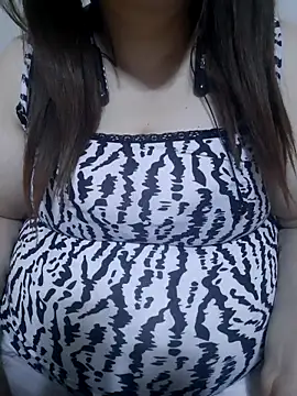 Madam-bezoul- online show from January 31, 2026, 7:34 pm