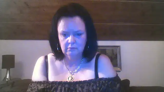 TiffanyMature online show from September 15, 2025, 8:20 pm